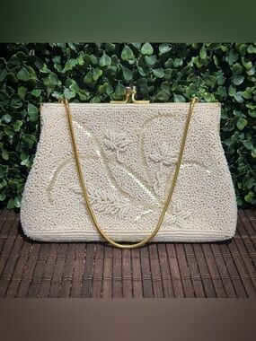 Vintage 50s-60s Glass Seed Beaded Shoulder Bag with Gold Accents